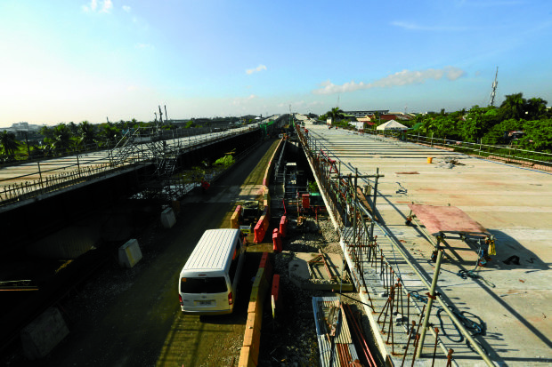 FINISHED THIS YEAR The NLEx Harbor Link Segment 10, which will ease travel from the Manila port to North Luzon Expressway, is expected to be finished this year. —EDWIN BACASMAS