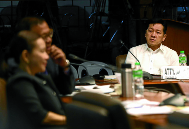 Former MRT3 Gen. Manager Atty. Al Vitangcol  at the Senate inquiry into the MRT by Sen. Grace Poe and Sen. JV Ejercito. INQUIRER PHOTO/LYN RILLON
