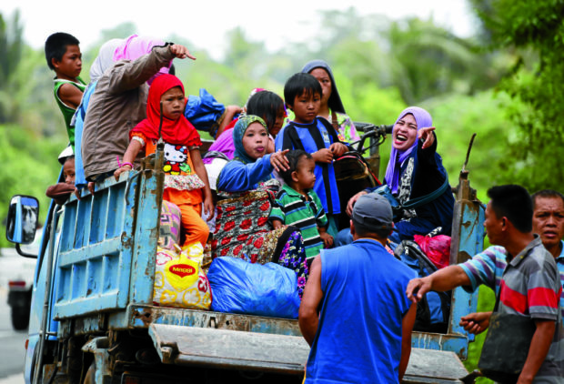 marawi displaced residents