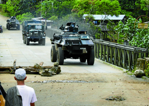 Tanks in Marawi