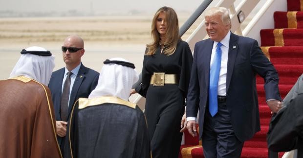 Donald Trump and Melania arrive in Riyadh - 20 May 2017