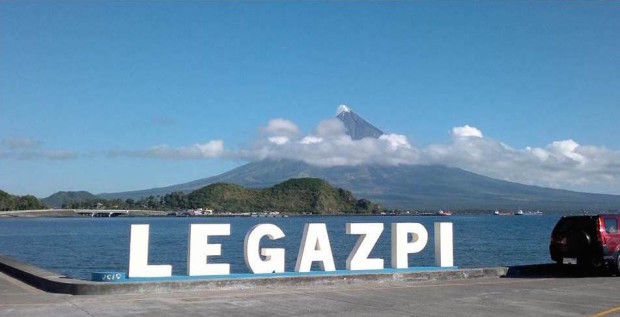 Legazpi City marker (Photo from the official website of Legazpi City at https://legazpi.gov.ph/civil-engineers-find-legazpi-an-exotic-place-feature/)