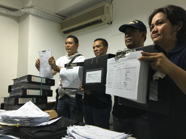 Petitioners Raymond Alzona, Raul Sevilla, Jun Paul Aquino and Pia Gil have filed a petition for a recall election against San Juan City Mayor Guia Gomez for her supposed "corrupt acts, incompetence, abuse of power and dereliction of duty." (PHOTO BY JOVIC YEE / INQUIRER) 