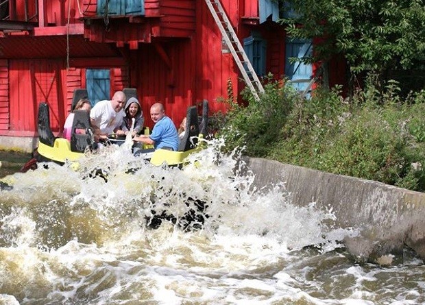 Adventure seekers brave the Splash Canyon ride of the Drayton Manor Theme Park in central England. An 11-year-old girl died after falling into the water while on the ride described by Drayton as 'most unpredictable and thrilling.' PHOTO FROM DRAYTON MANOR FACEBOOK PAGE