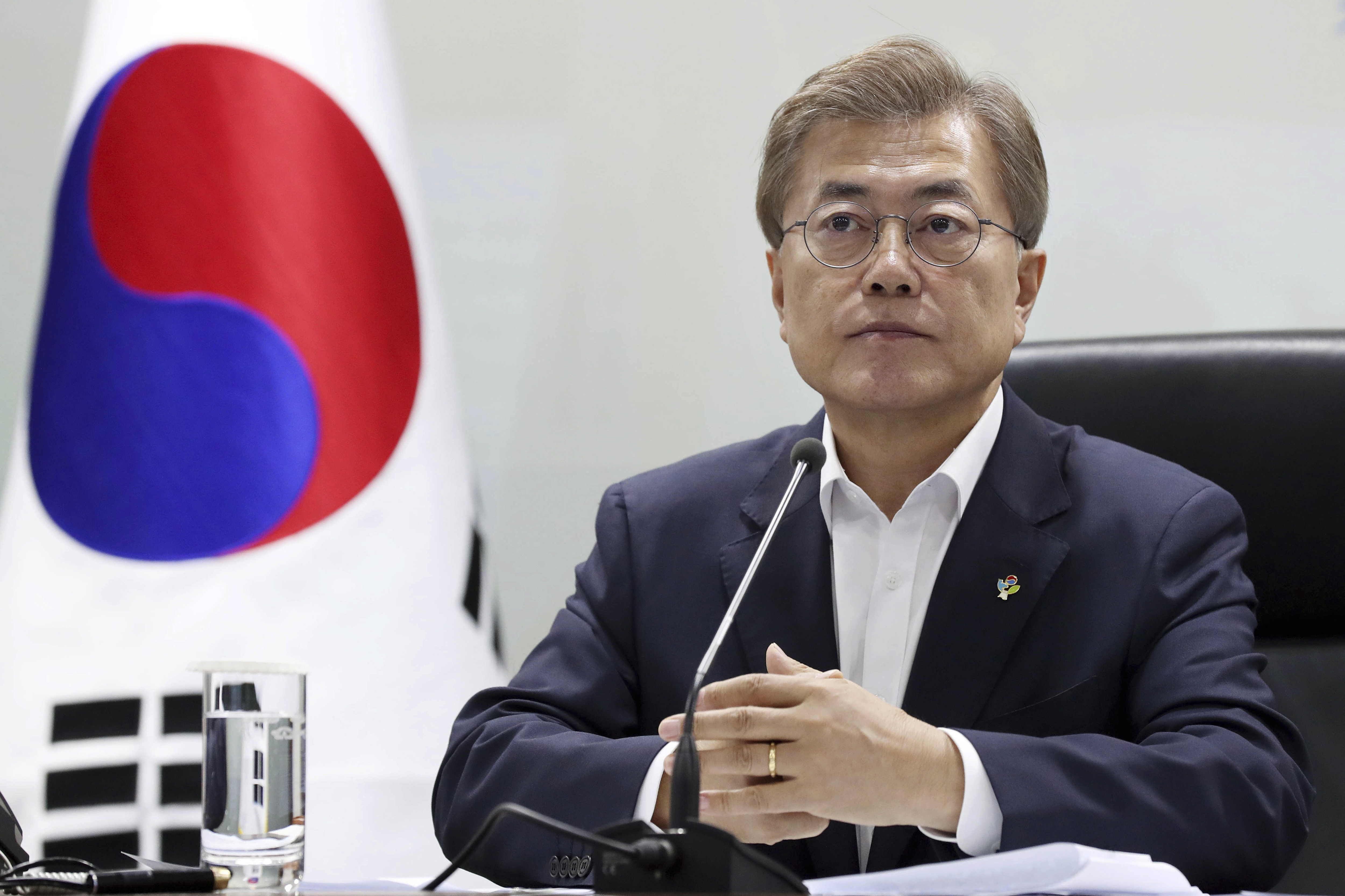 Мун корея. Южная Корея Мун Чжэ ин. Мун Чжэ ин корейский политик.