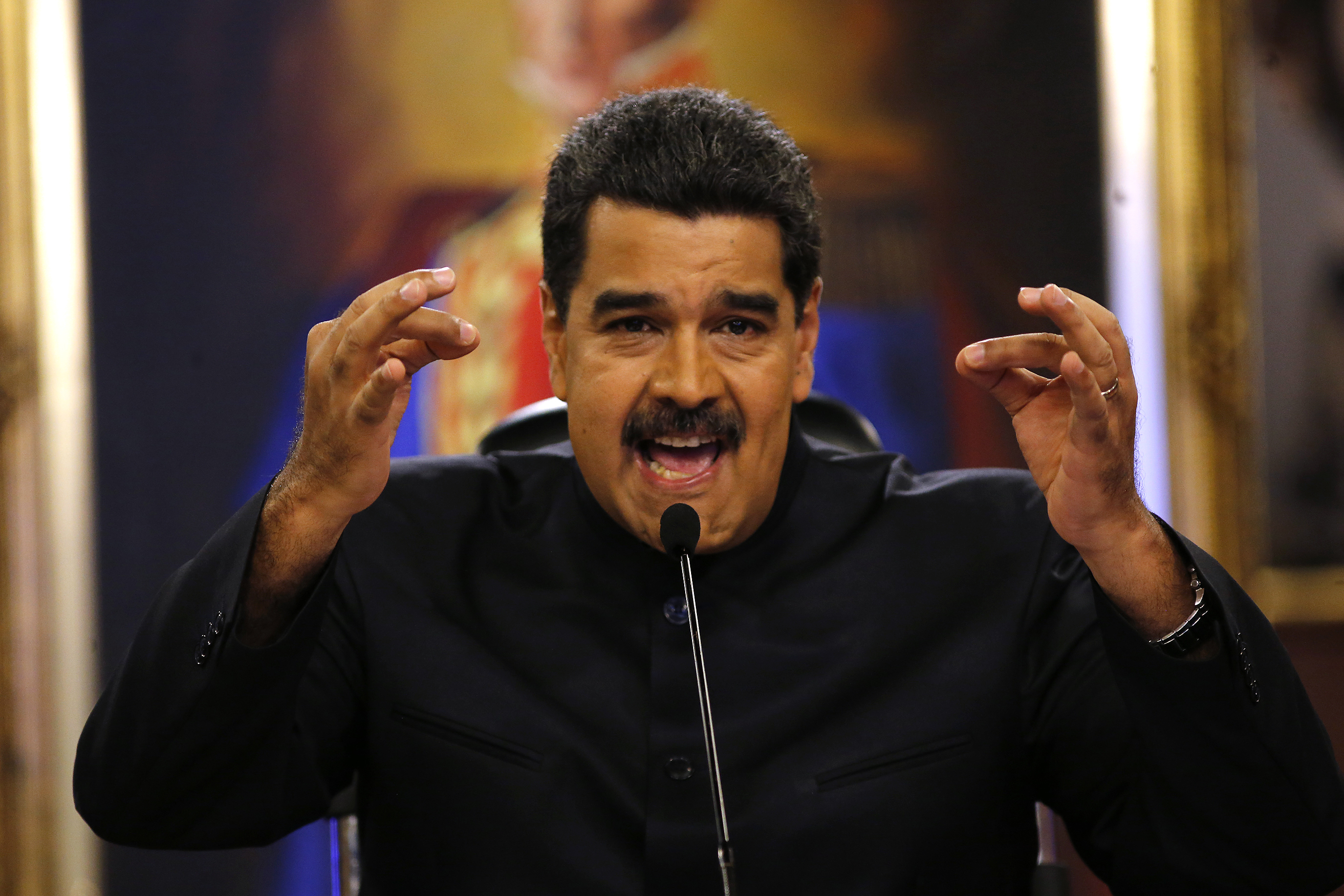 Venezuela’s Maduro offers to negotiate with opposition