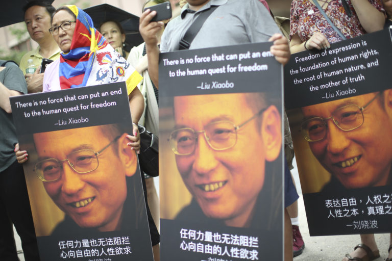 World reacts with praise, sadness to Liu Xiaobo's death | Inquirer News