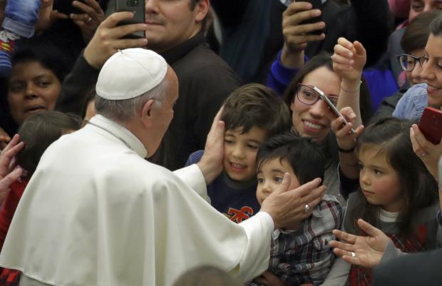 Pope Francis with patients of Bambino Gesu - 15 Dec 2016