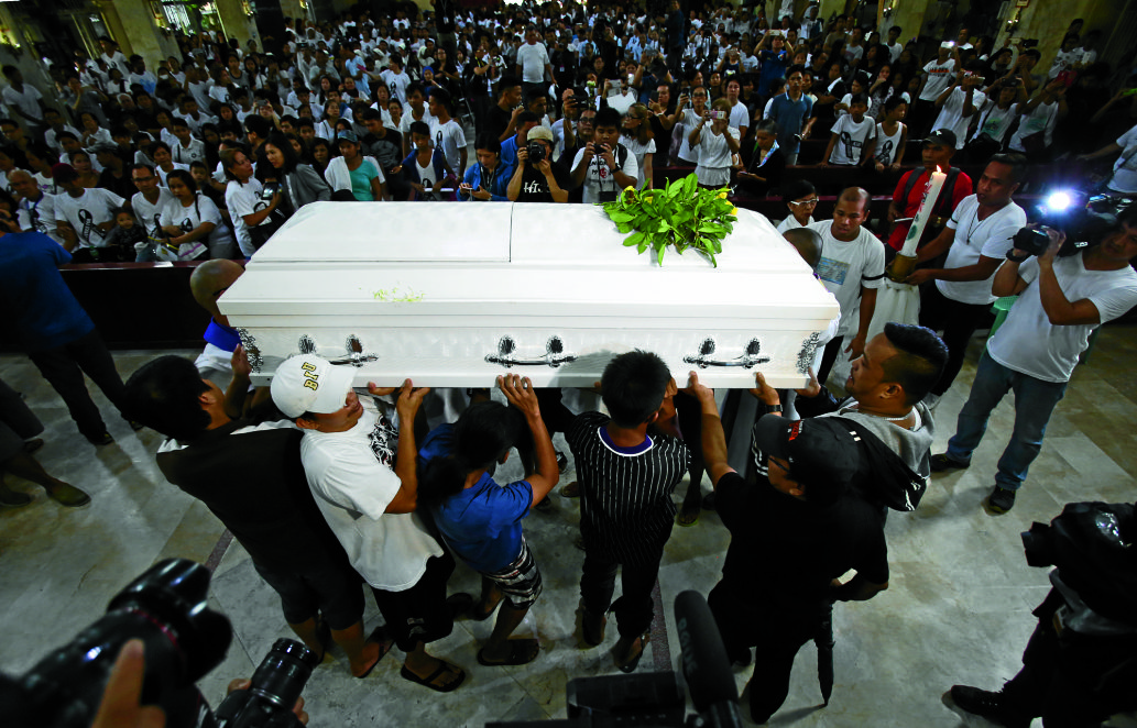 Cry in Kian burial: Stop the killings | Inquirer News