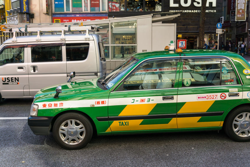 Japan taxis to adapt app for booking rides | Inquirer News