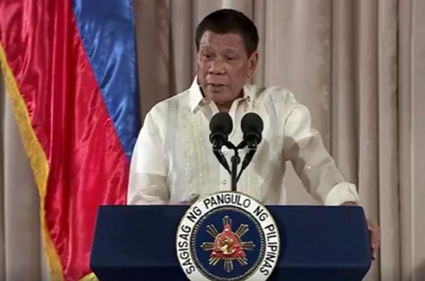 Rodrigo Duterte - mass oath taking in Malacanang - 29 August 2017