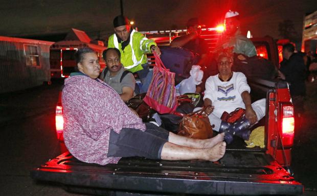 Houston Mayor Announces Nighttime Curfew After Floods Inquirer News