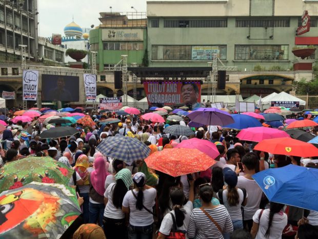 Duterte supporters Plaza Miranda rally 1