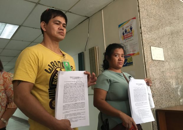 Denisse David and Normita Lopez file their complaints against the Manila Police District officers accused of killing in their sons in purported anti-drug operations. Photos: Vince F. Nonato.