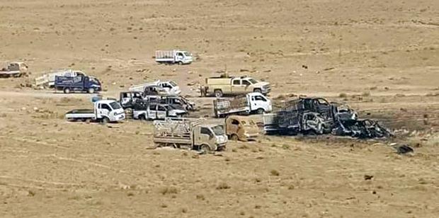 Islamic State convoy in desert - 29 June 2016