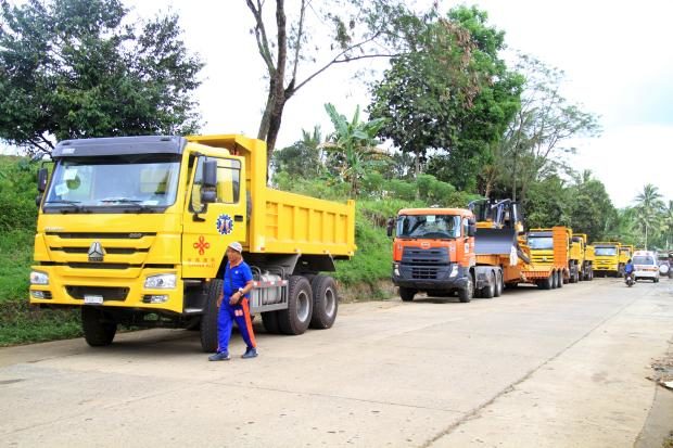 Heavy equipment from China in Marawi