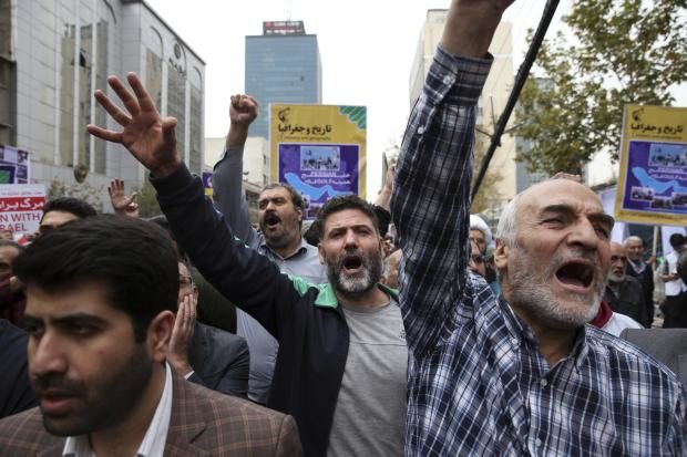 Iranian protesters vs US - 4 November 2017