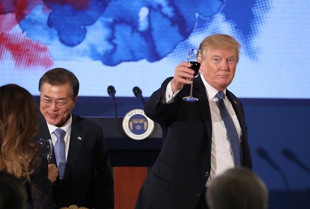Moon Jae In and Donald Trump - Blue House in Seoul - 7 November 2017