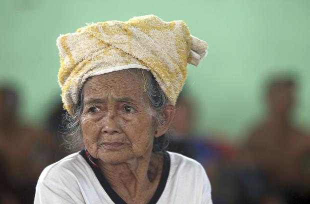 Bali old woman - 2 Dec 2017