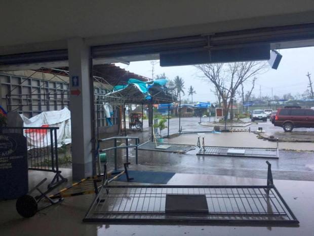 Tacloban City airport entrance - 16 Dec 2017