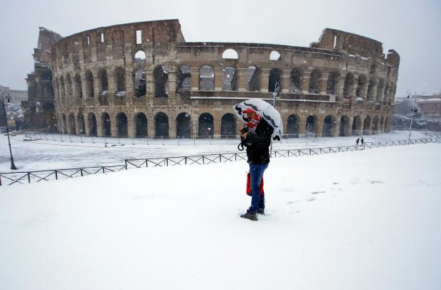 Rome Coliseum in snow - 26 Feb 2018