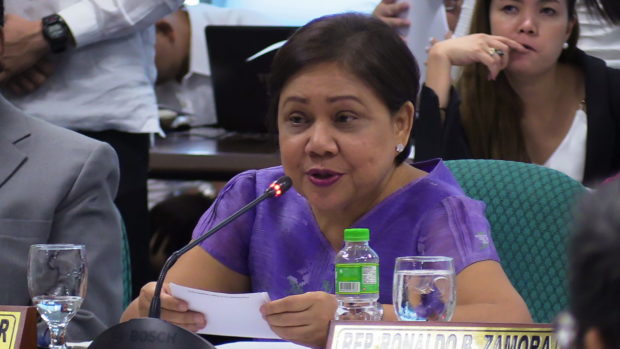 Villar seeks scrutiny of agencies on implementation of rice tariff law