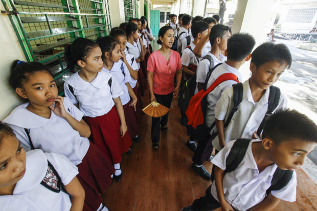 DepEd: Schools ready; teachers’ unions disagree | Inquirer News