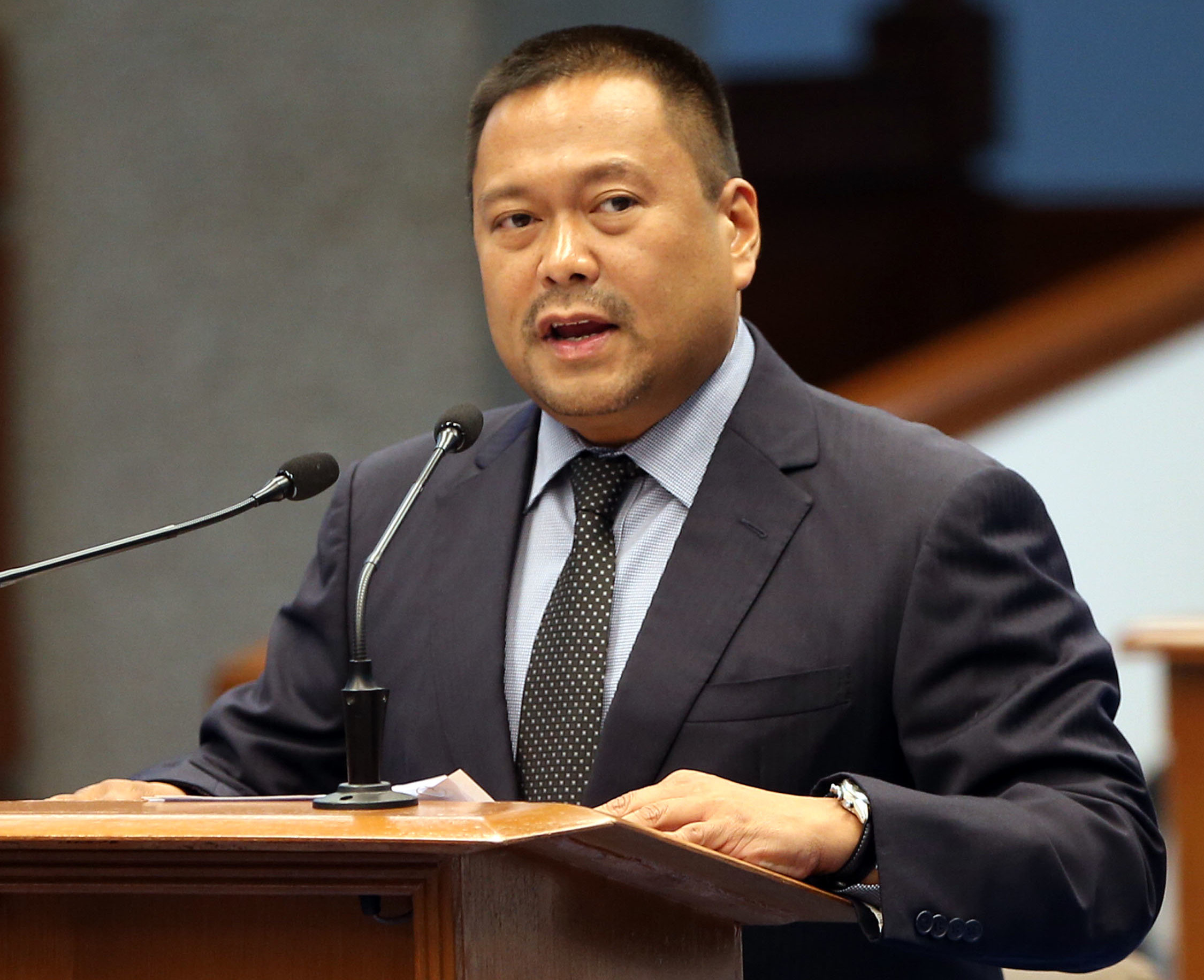 JV Ejercito accepts fate, leaving Senate with ‘integrity intact’