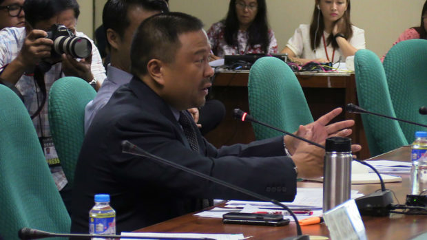 Ejercito: Isolate Dengvaxia from other effective vaccines to fight outbreak