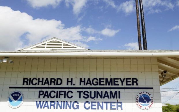 Officials at Hawaii tsunami center say fake alert circulated