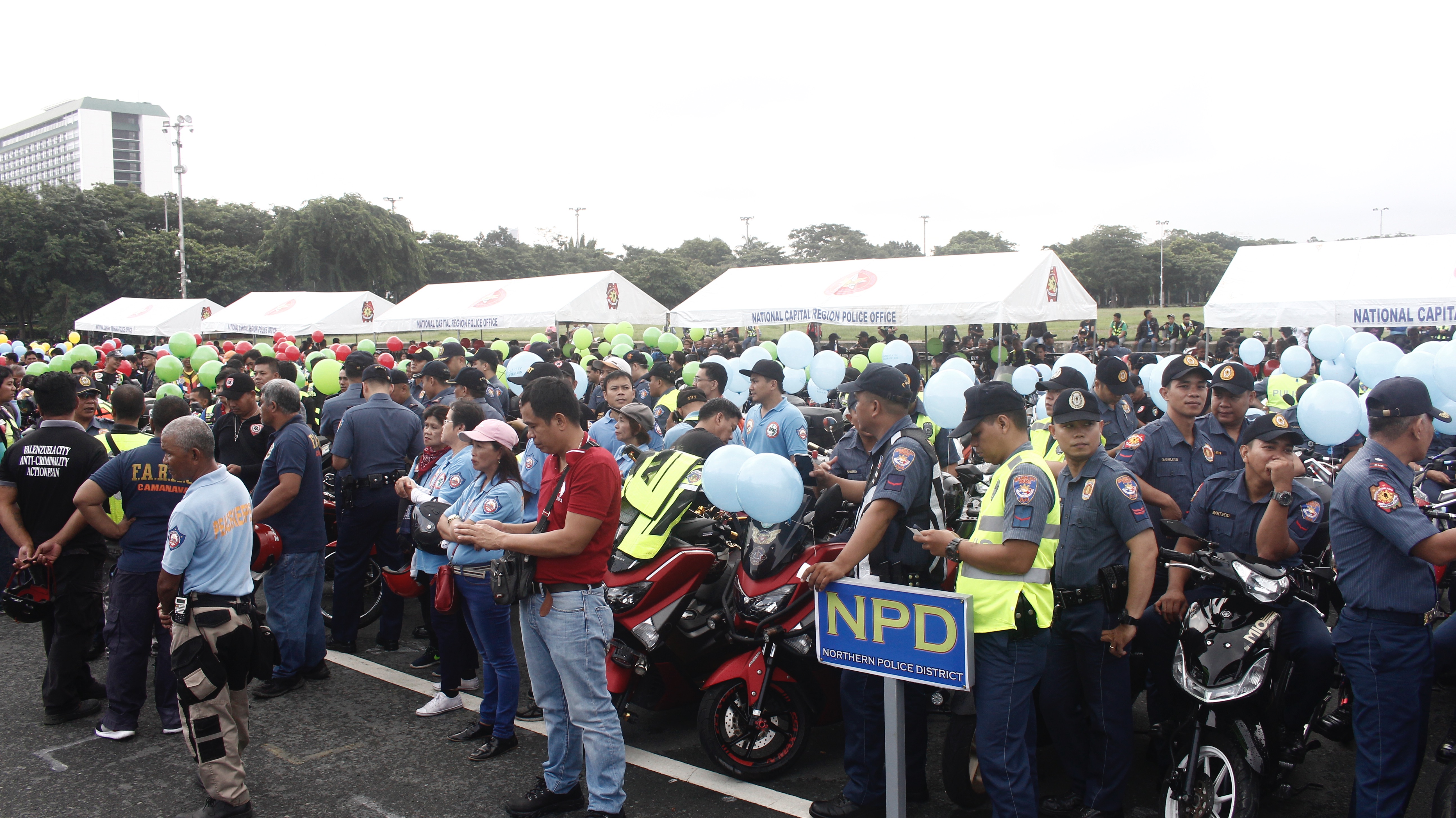 LOOK: More than 2,000 riders join Clean Rider launching | Inquirer News