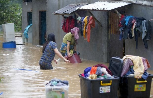 Marikina flood scene 03