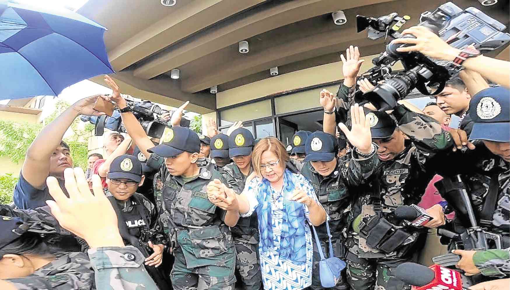 De Lima asks Filipinos to pray for country’s future this Holy Week