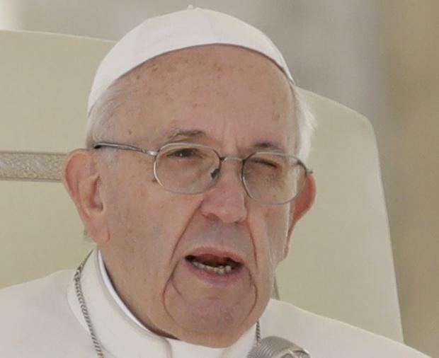 Pope to politicians: Unacceptable to blame migrants for evil
