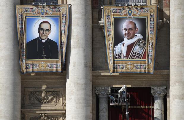 Oscar Romero and Pope Paul VI tapestries