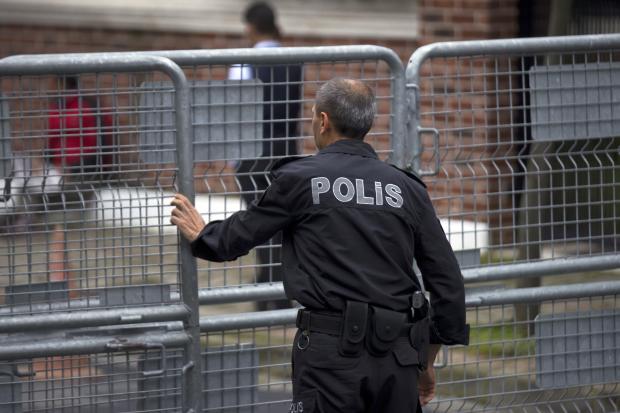Turkish cop at Saudi Arabia Consulate