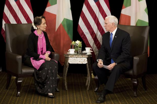 Aung San Suu Kyi - Mike Pence at Asean Summit in Singapore