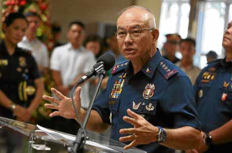 ‘CONSULTATIVE EYE’ PNP Director General Oscar Albayalde says he will lay off the plot of the series but watch for errors. NIÑO JESUS ORBETA