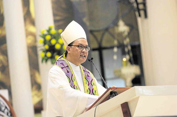 Caloocan bishop blasts Duterte for calling his mother ‘whore’
