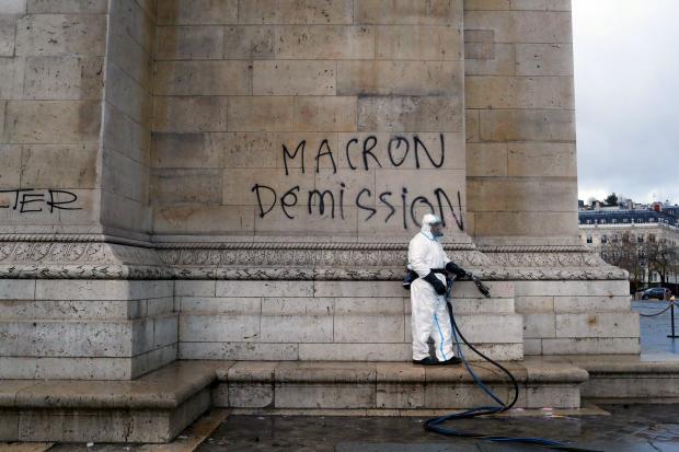 Arc de Triomphe with graffiti