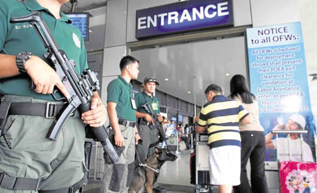 BELOW STANDARDS Despite increased police visibility, Ninoy Aquino International Airport still falls below the expectations of the US Department of Homeland Security. —INQUIRER FILE PHOTO