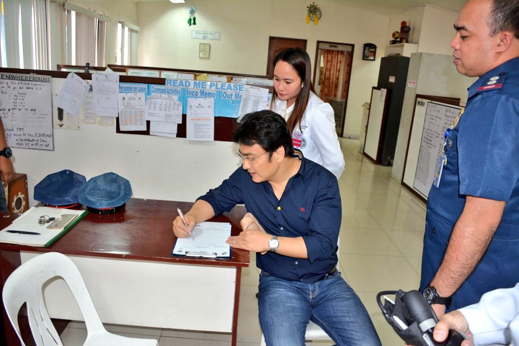 Revilla freed from Camp Crame detention