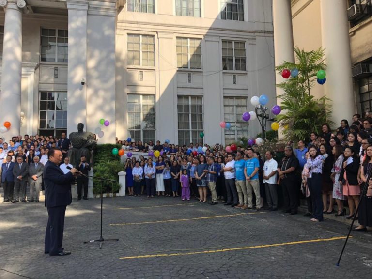 me, support me, love me,’ pleads Chief Justice