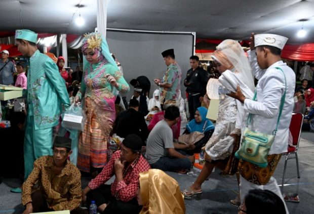 Indonesia welcomes 2019 with mass wedding in Jakarta