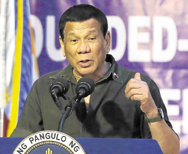Duterte fires Bacolod police chief, 4 other cops
