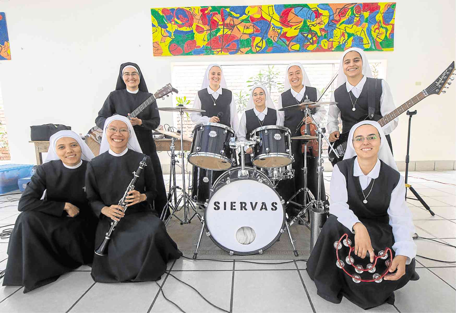 Rock and roll nuns’ biggest gig for Pope