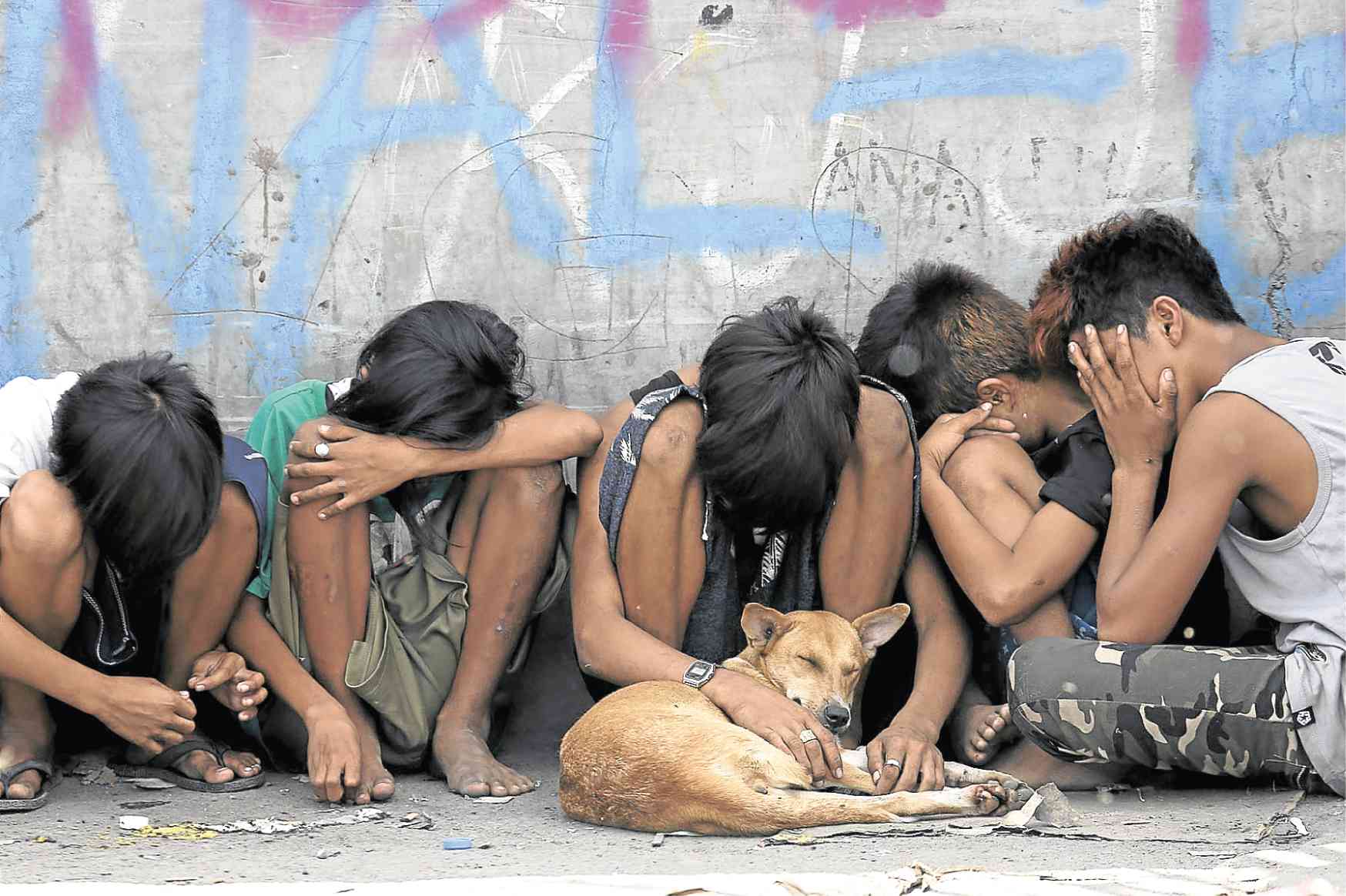 Gov’t data: Over half of 2,098 minors rescued were ‘pushers’