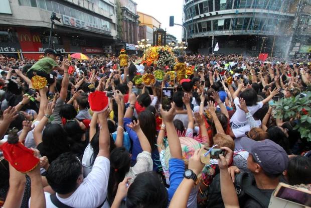 Santo Niño de Cebu devotees on streets of Cebu City