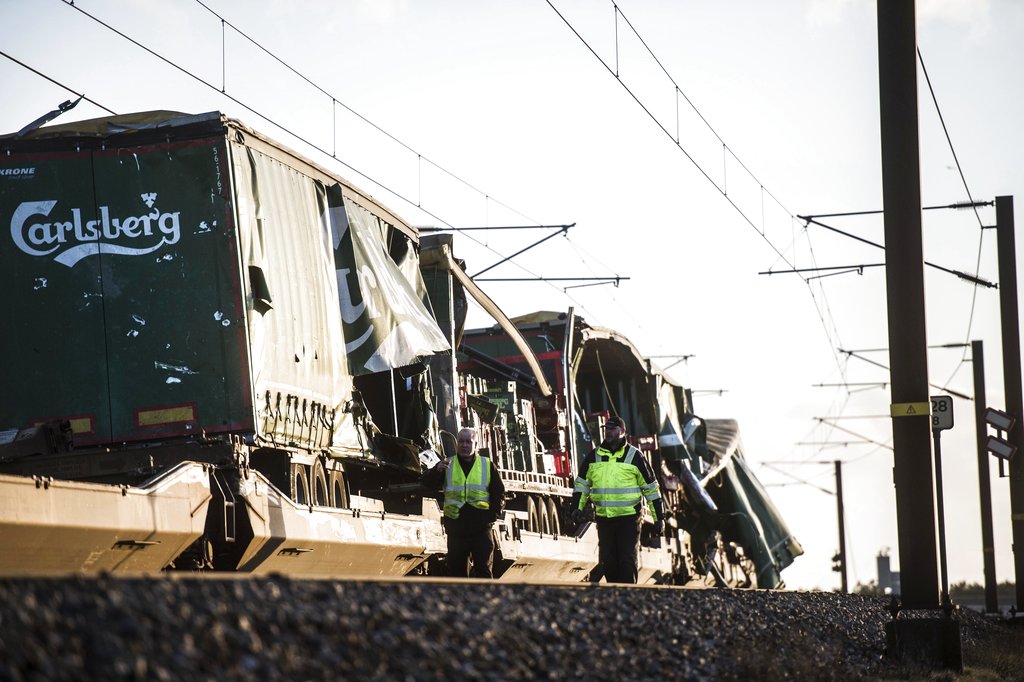 6 killed, 16 injured in Danish bridge train accident