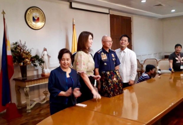 batocabe House Speaker Gloria Macapagal-Arroyo, Negros Occidental 3rd District Rep. Alfredo Benitez, and Leyte 1st District Rep. Yedda Marie Romualdez personally handed over the P8 million cash to PNP Director General Oscar Albayalde. CONTRIBUTED PHOTO